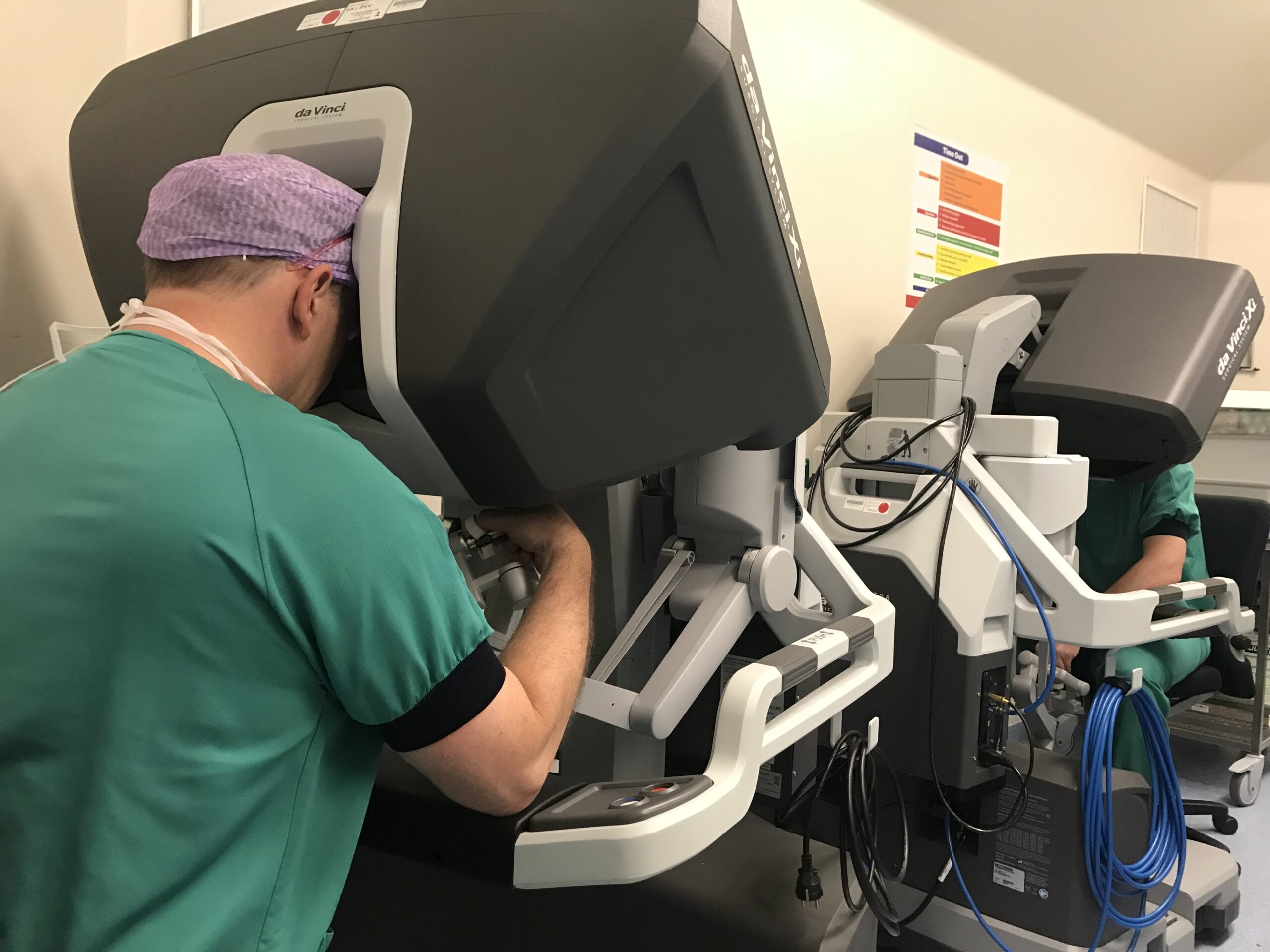 UMCG voert operaties uit met robot