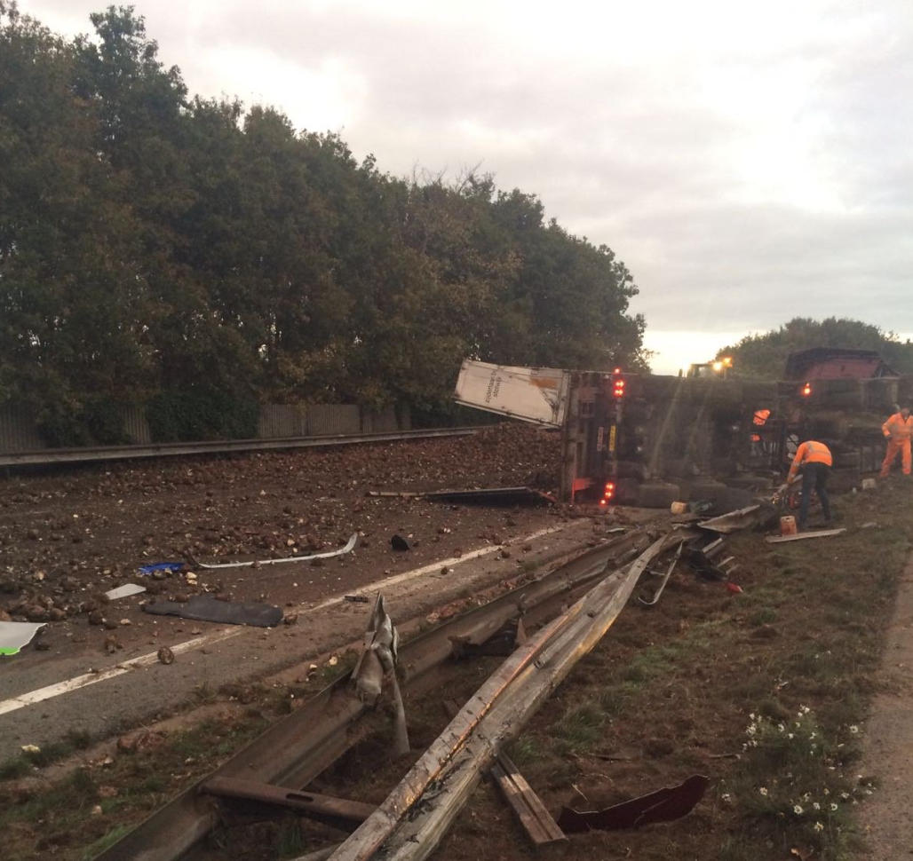 Ravage op A28 bij Assen; verkeer van en naar Groningen tot 16.00 uur gestremd