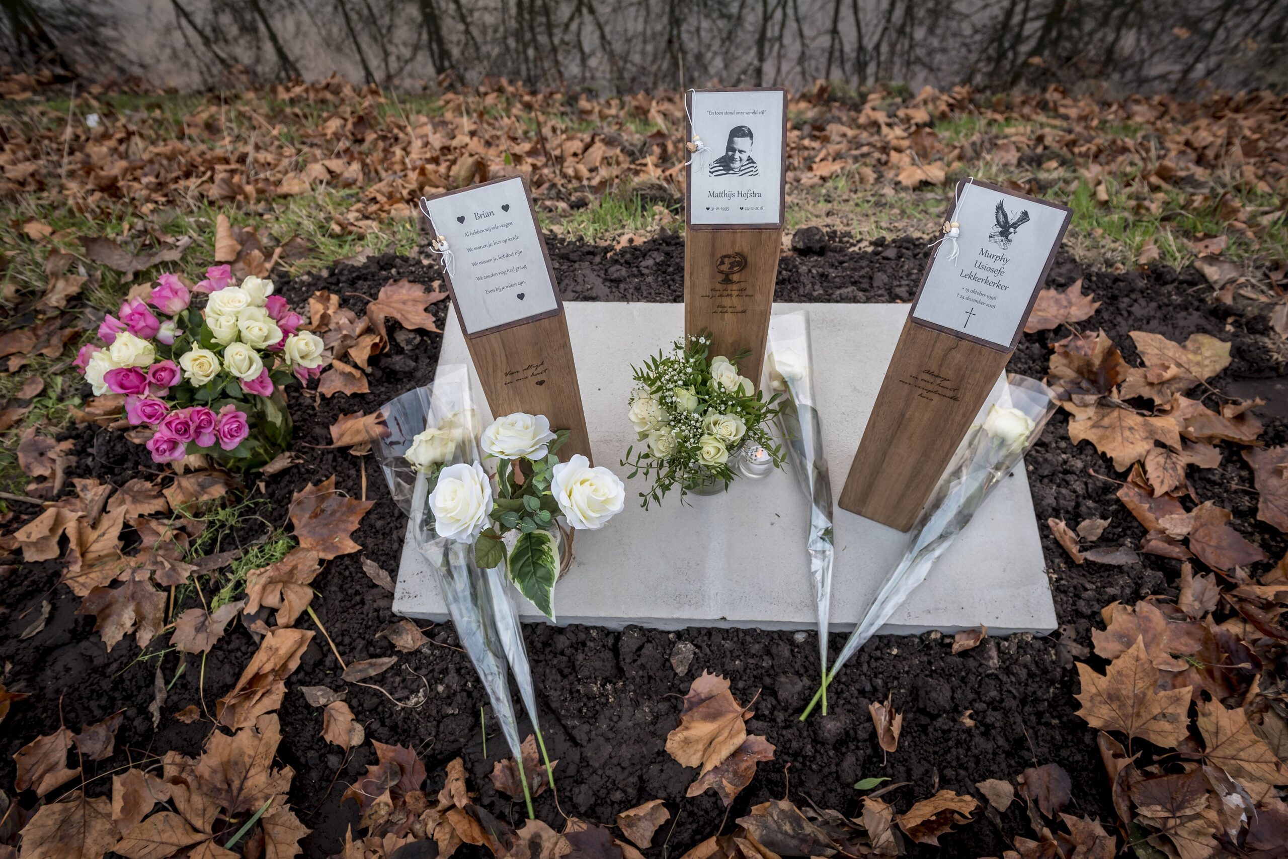 Monument aan de Bornholmstraat ter nagedachtenis aan verongelukte jonge mannen