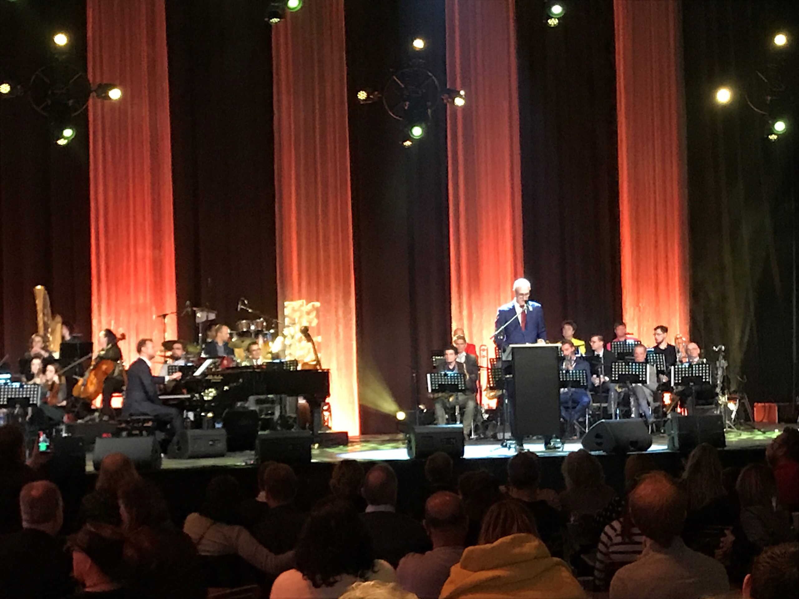 Gezellig Nieuwjaarsfeest Martiniplaza in teken komst Haren en Ten Boer