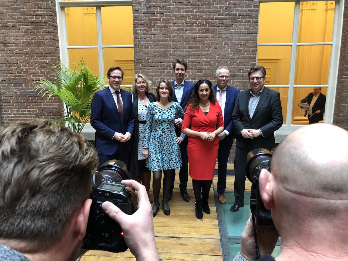 Nieuw college gepresenteerd: Groningen telt zeven wethouders