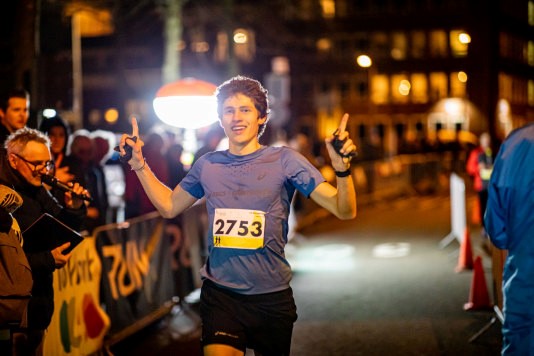 Duizenden zaterdagavond aan de start bij 18e Nacht van Groningen