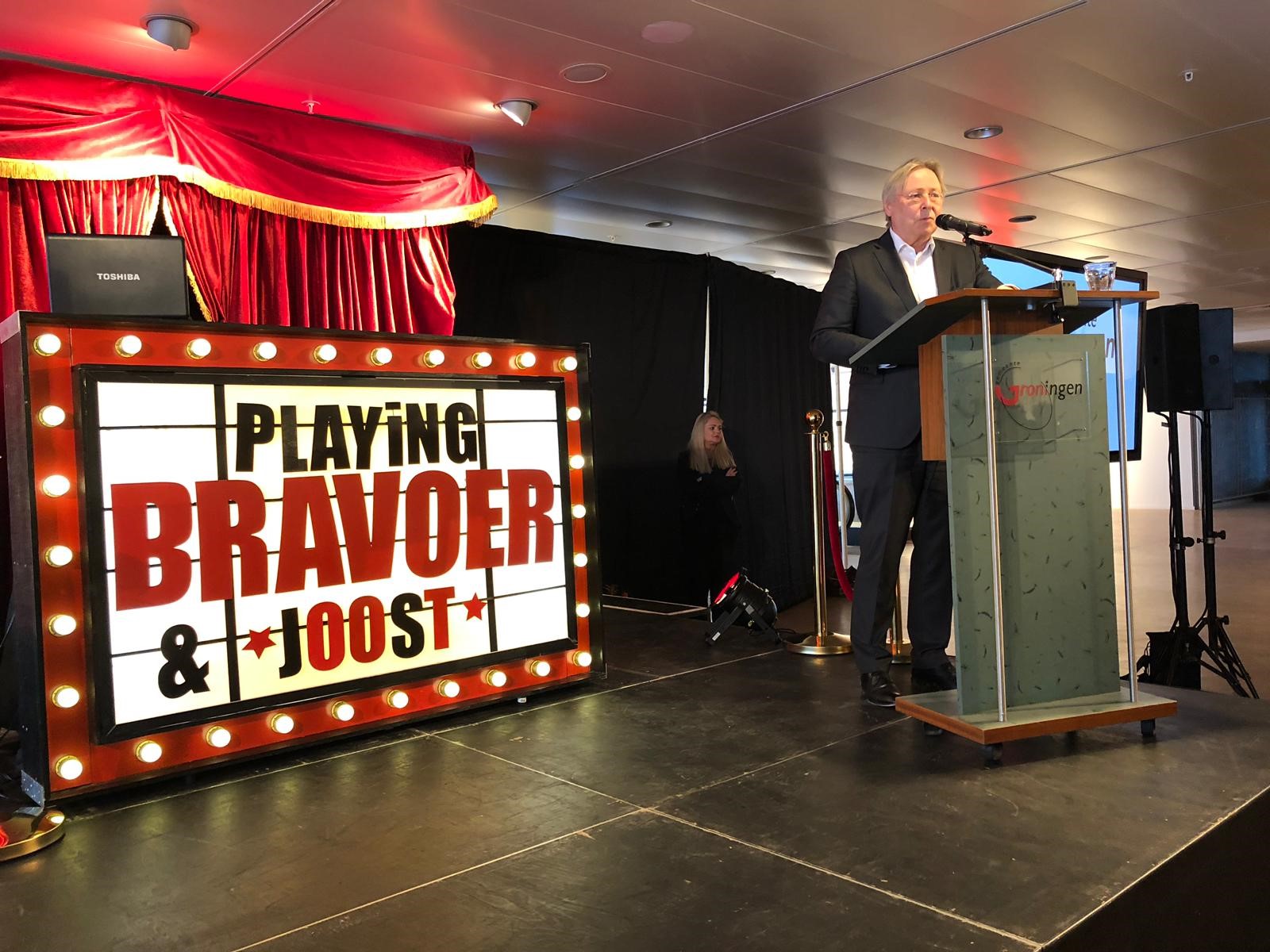 Burgemeester Den Oudsten neemt Joost van Keulen op de hak