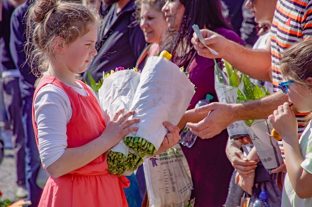 Fleurige fotoserie: Genieten op zonovergoten Bloemetjesmarkt