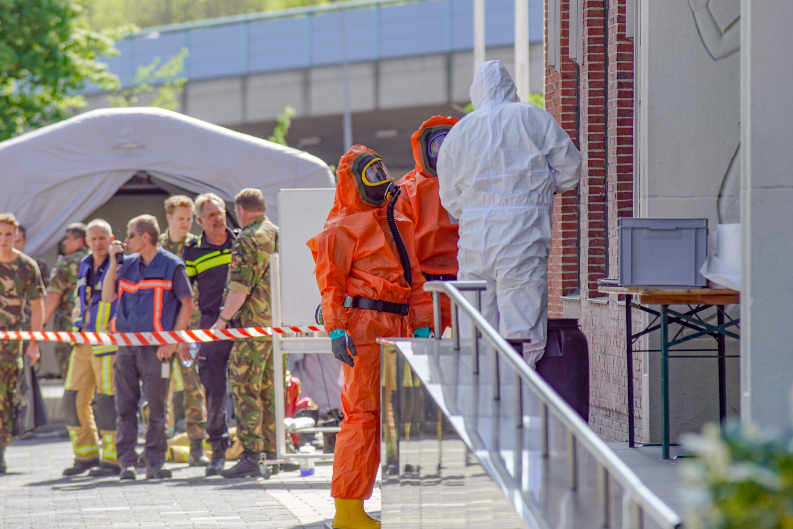 Vaten met explosieve stof aangetroffen op CSG Augustinus