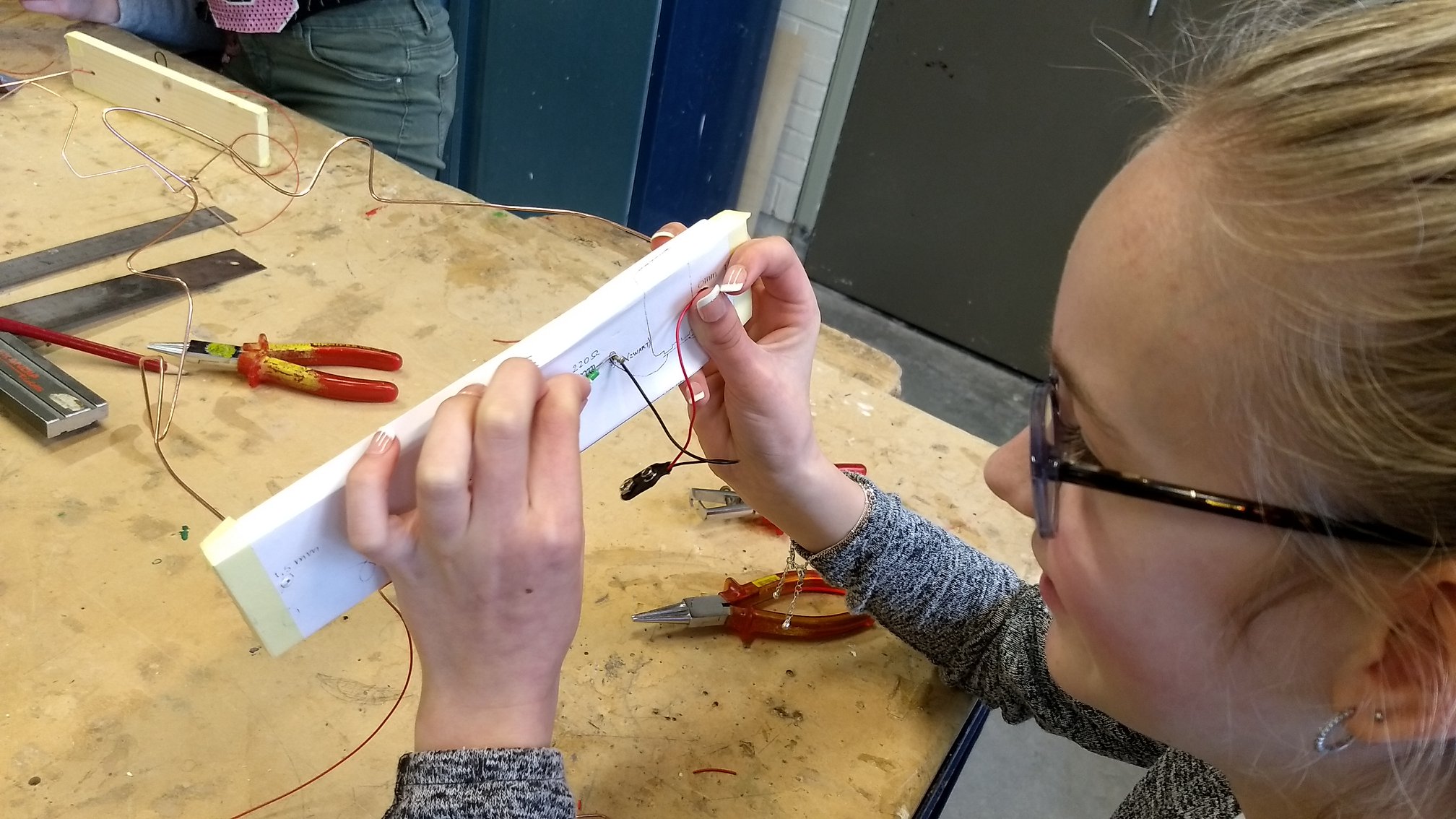 Maak jij kinderen en jongeren enthousiast voor techniek, robotica en programmeren?