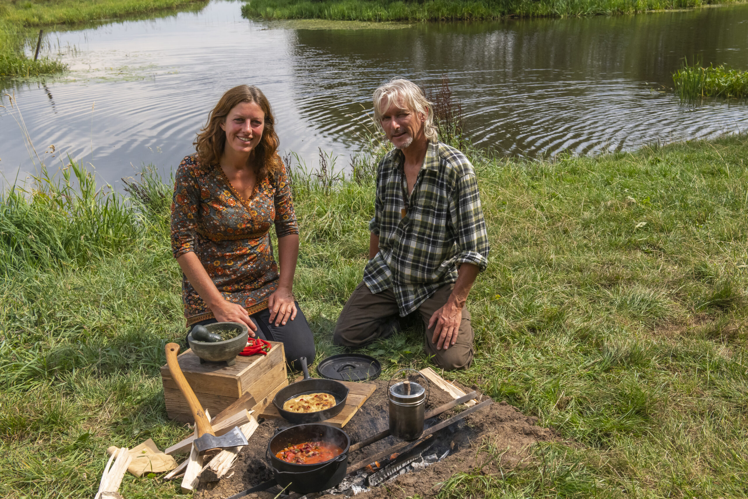 ‘Oerkoken’ tijdens struintocht op Suikerunieterrein