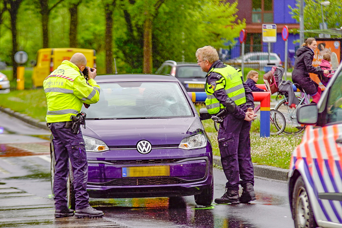 Beschonken bestuurder rijdt scholiere aan bij Kluiverboom