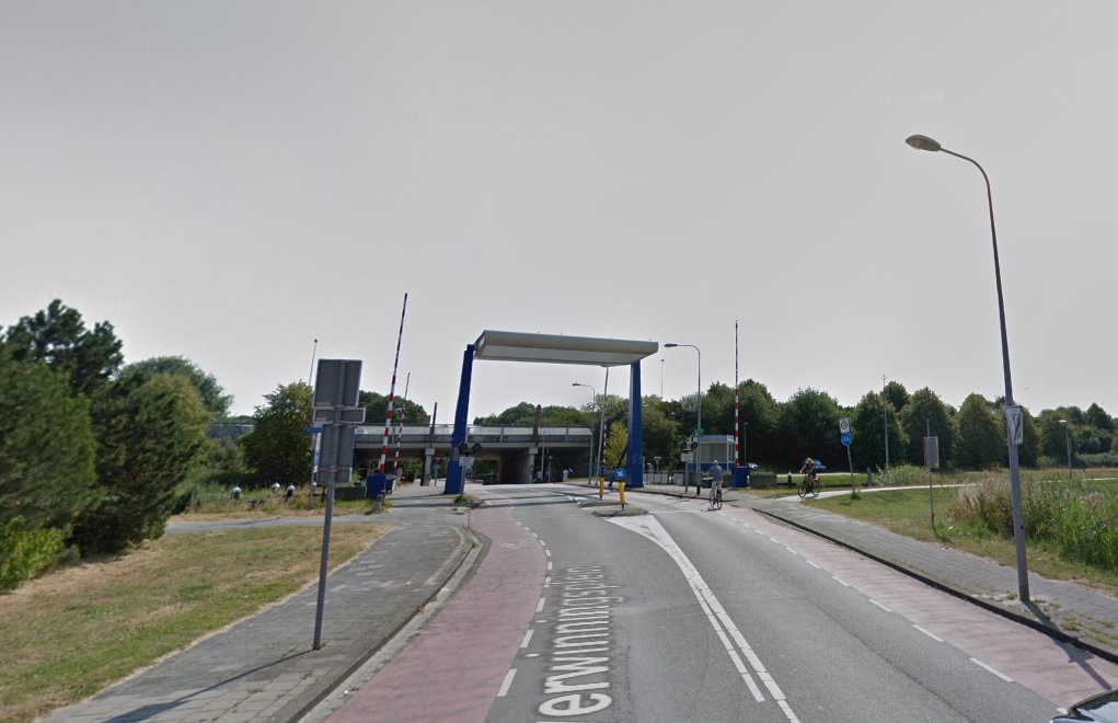 Van Iddekingebrug dinsdagochtend gestremd