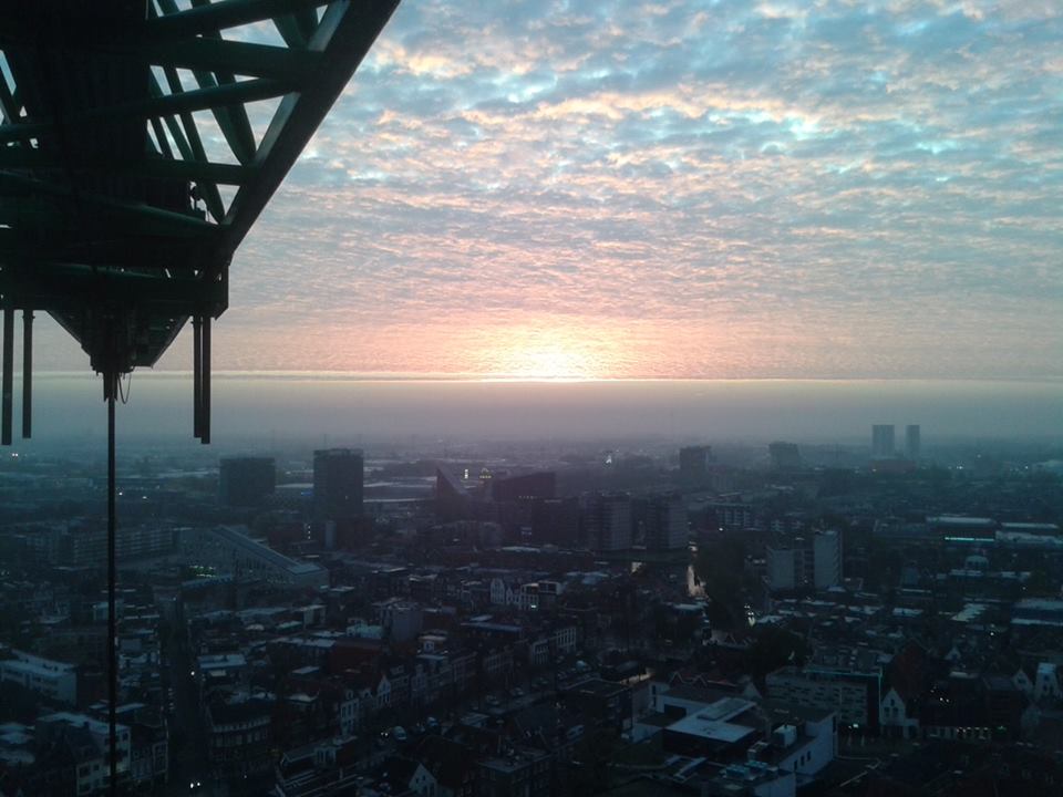 Uitzicht vanuit de bouwkraan van het Groninger Forum. (Foto: Facebook).