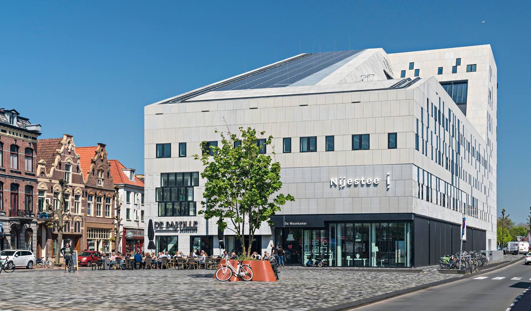 Damsterplein: 8 suggesties om het plein te veranderen in een fraaie(re) entree