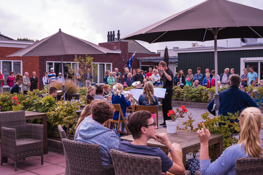 Het Ede Staat muziekfestival in Leens in 2016 (Foto: Ede Staal muziekfestival, Leens).