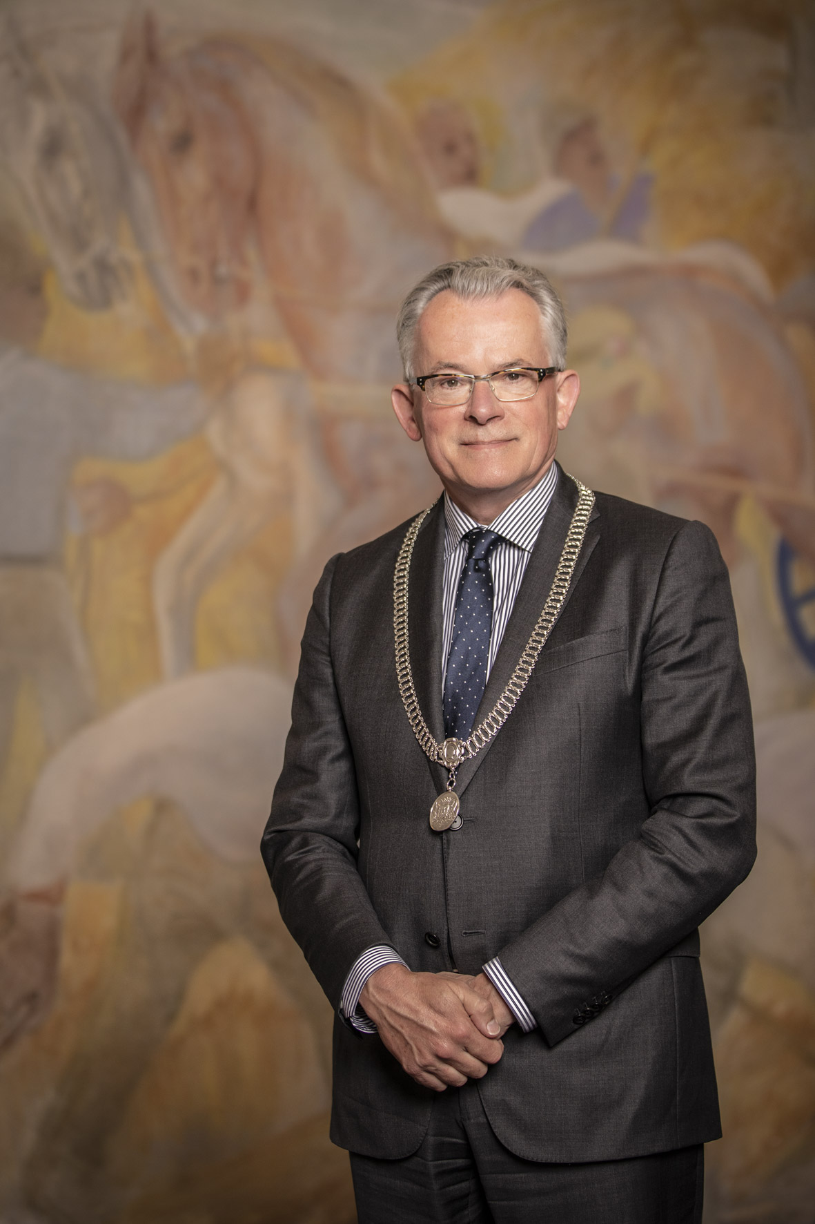 Nieuwe burgemeester van Groningen: 'Laten we ons stinkende best doen om alle mensen aan boord te houden'
