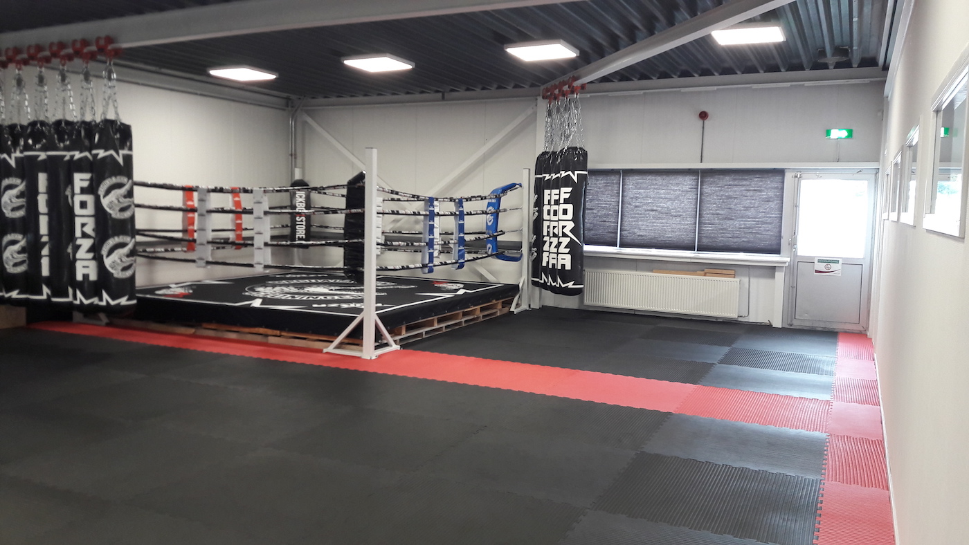 Izaak Thenu opent derde vestiging Baguala Gym aan de Protonstraat