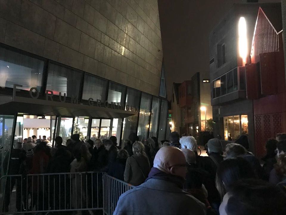 Onderweg naar de opening in het Forum