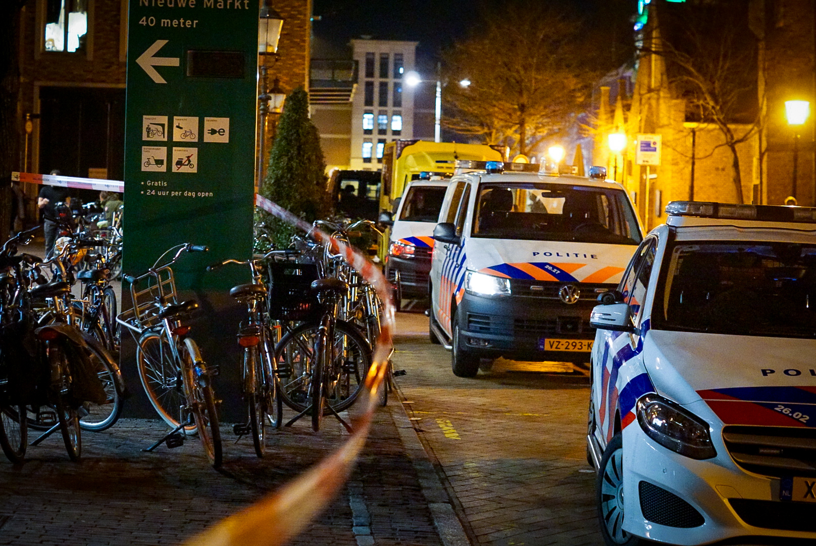 Jongens van 16 gewond bij steekincident  Groningen