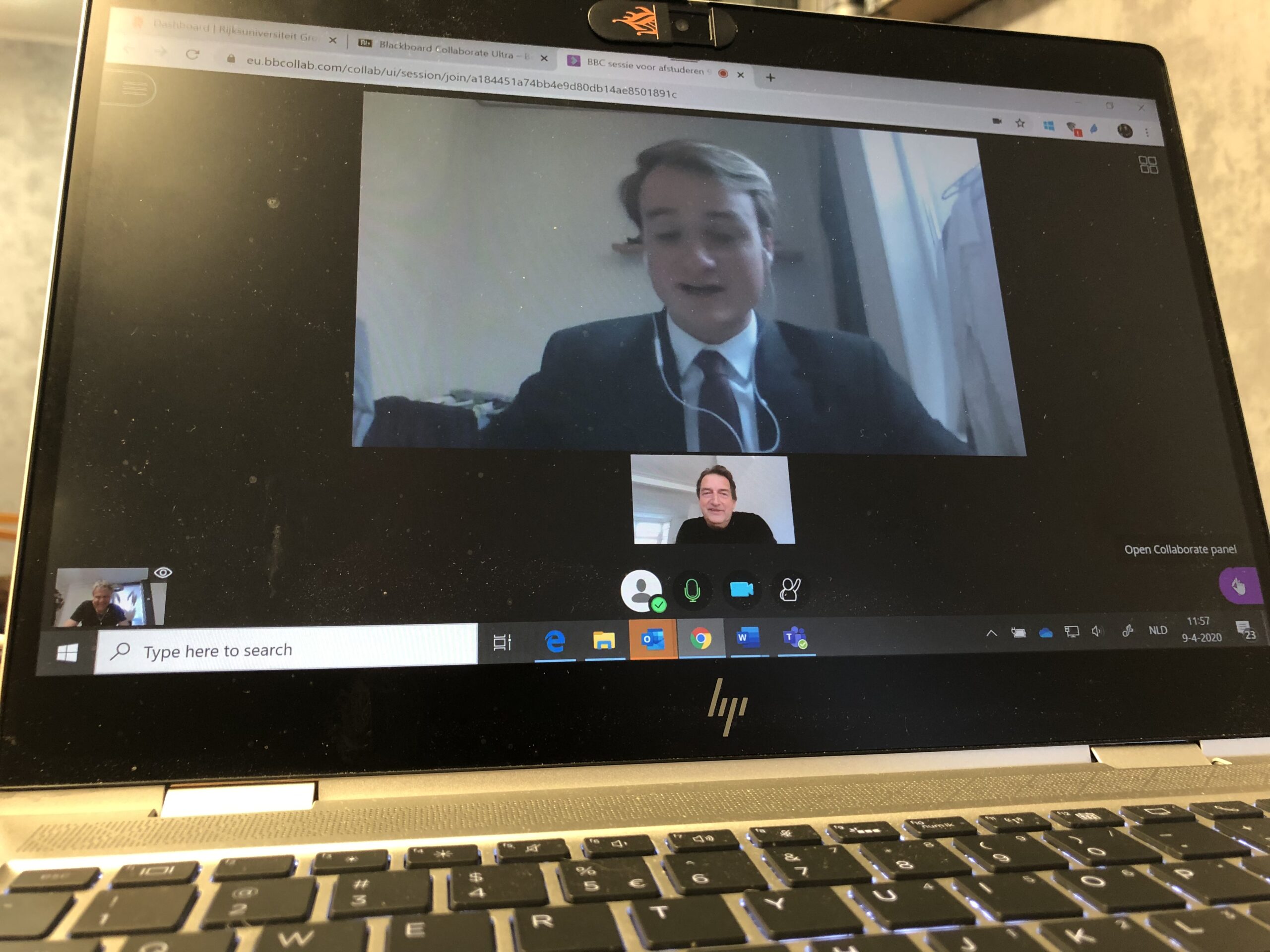 Bedrijfskunde Hanzehogeschool levert eerste online afgestudeerde af