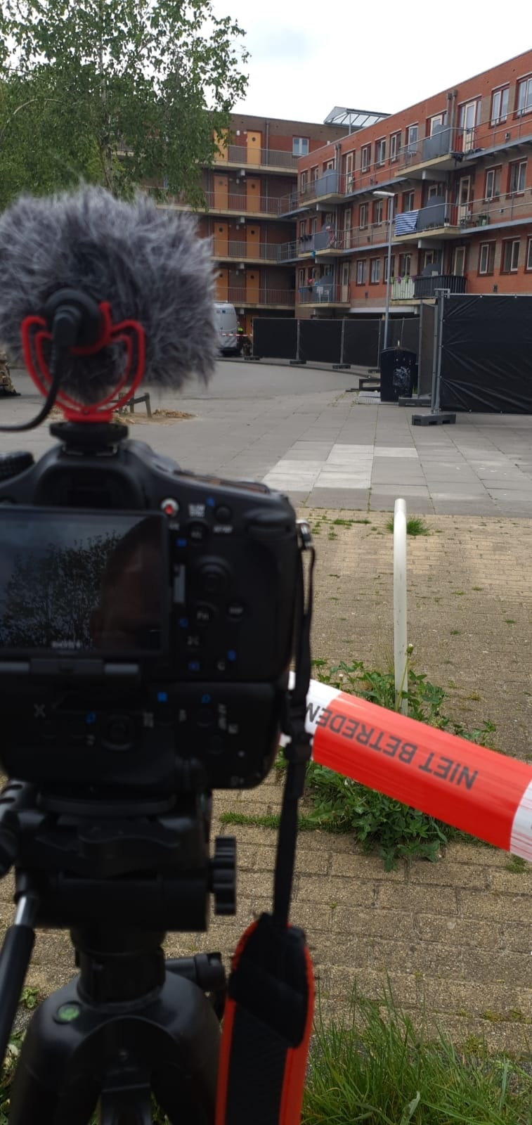 EOD en politie hervatten zondag onderzoek naar explosieven Wibenaheerd Beijum