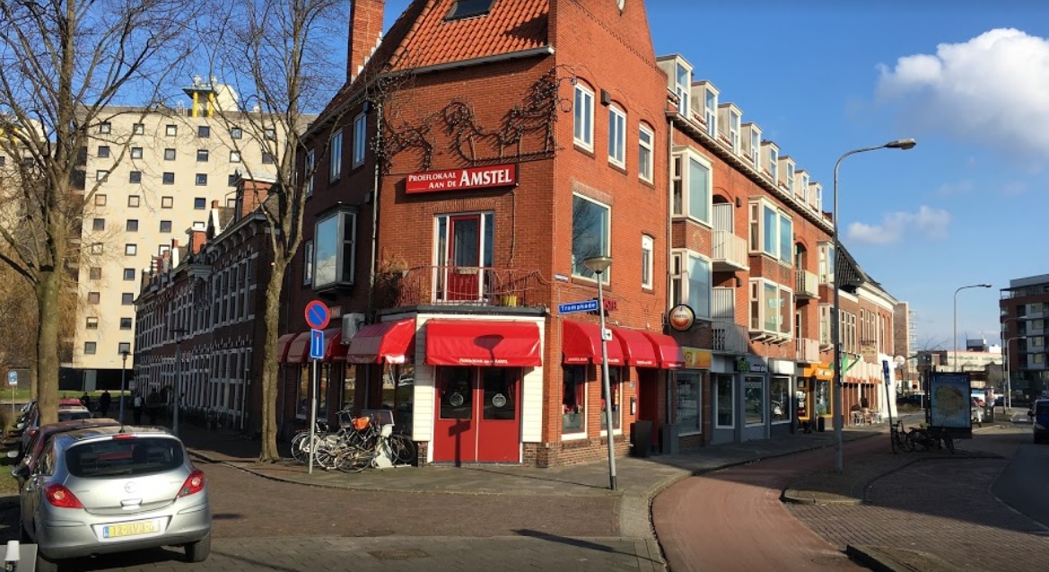 Proeflokaal Aan de Amstel voor een avondje te koop: borrelen met max 28 vrienden