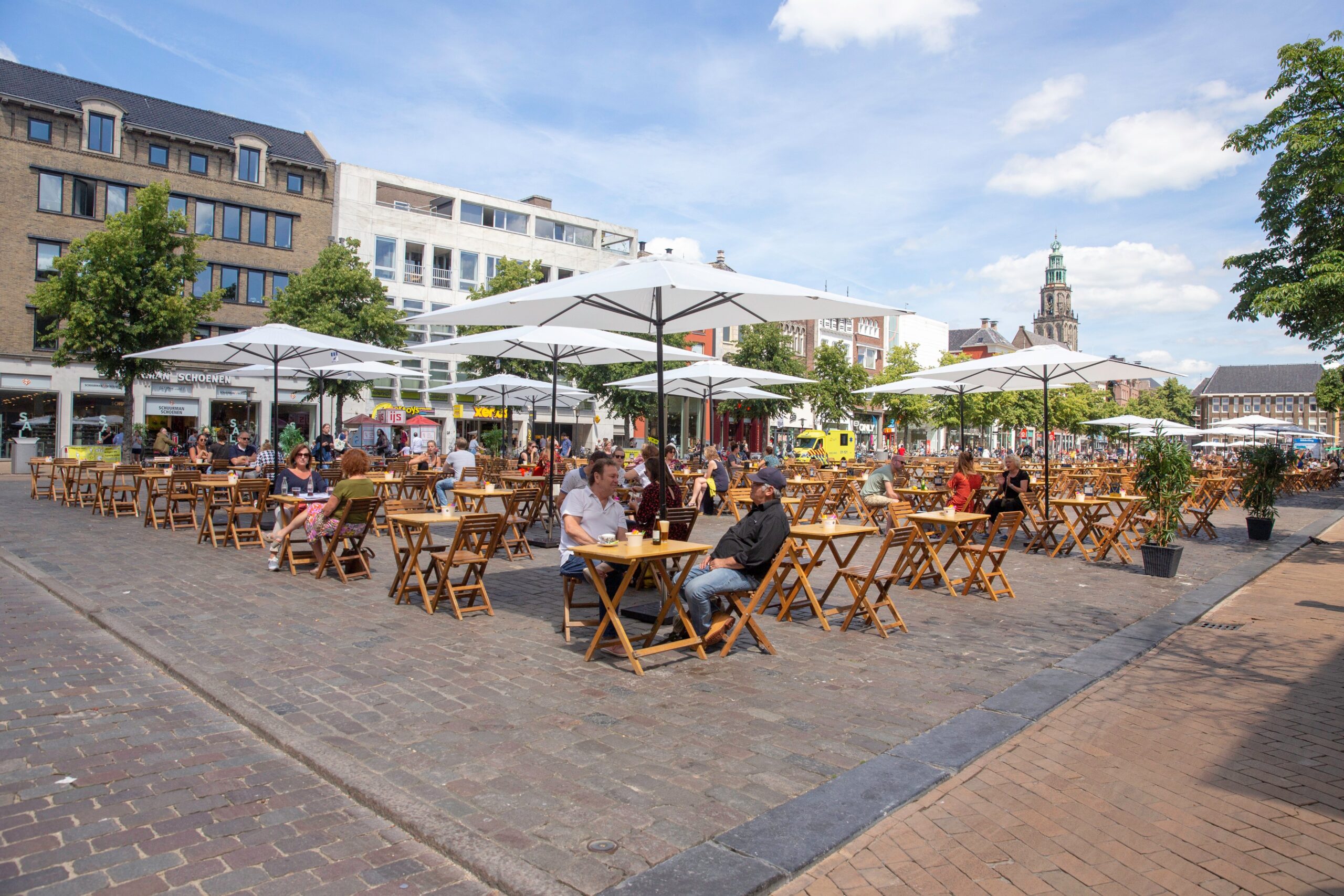 Terrassen vanaf 28 april weer open; alleen van 12.00 tot 18.00 uur en onder strikte voorwaarden