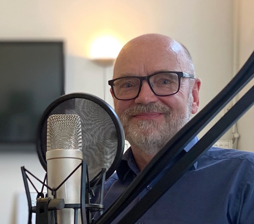 Let’s Gro Podcast: Hoe haalde Andreas Blühm de tentoonstellingen over Bowie en Rolling Stones naar Groningen?