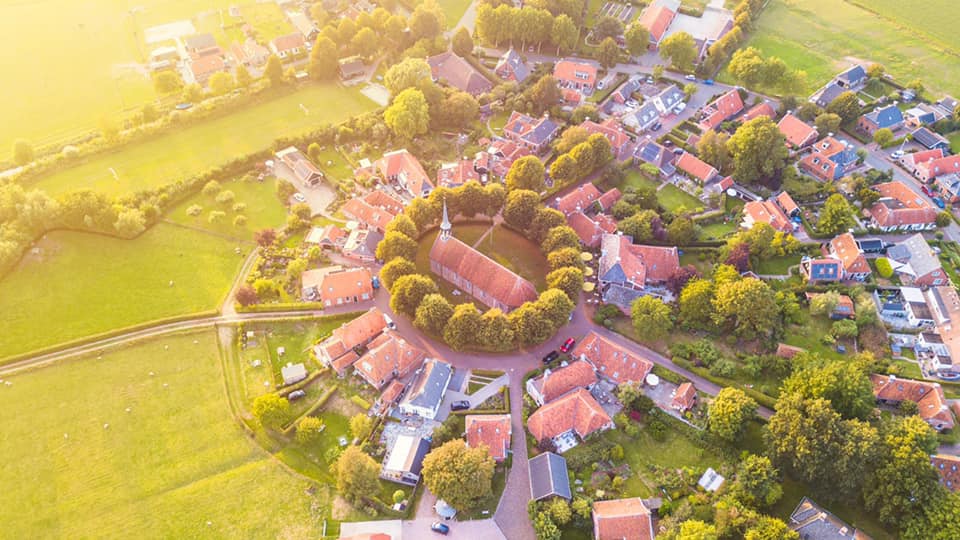 Nieuwe route voor fietsliefhebbers langs wierden in Groningen