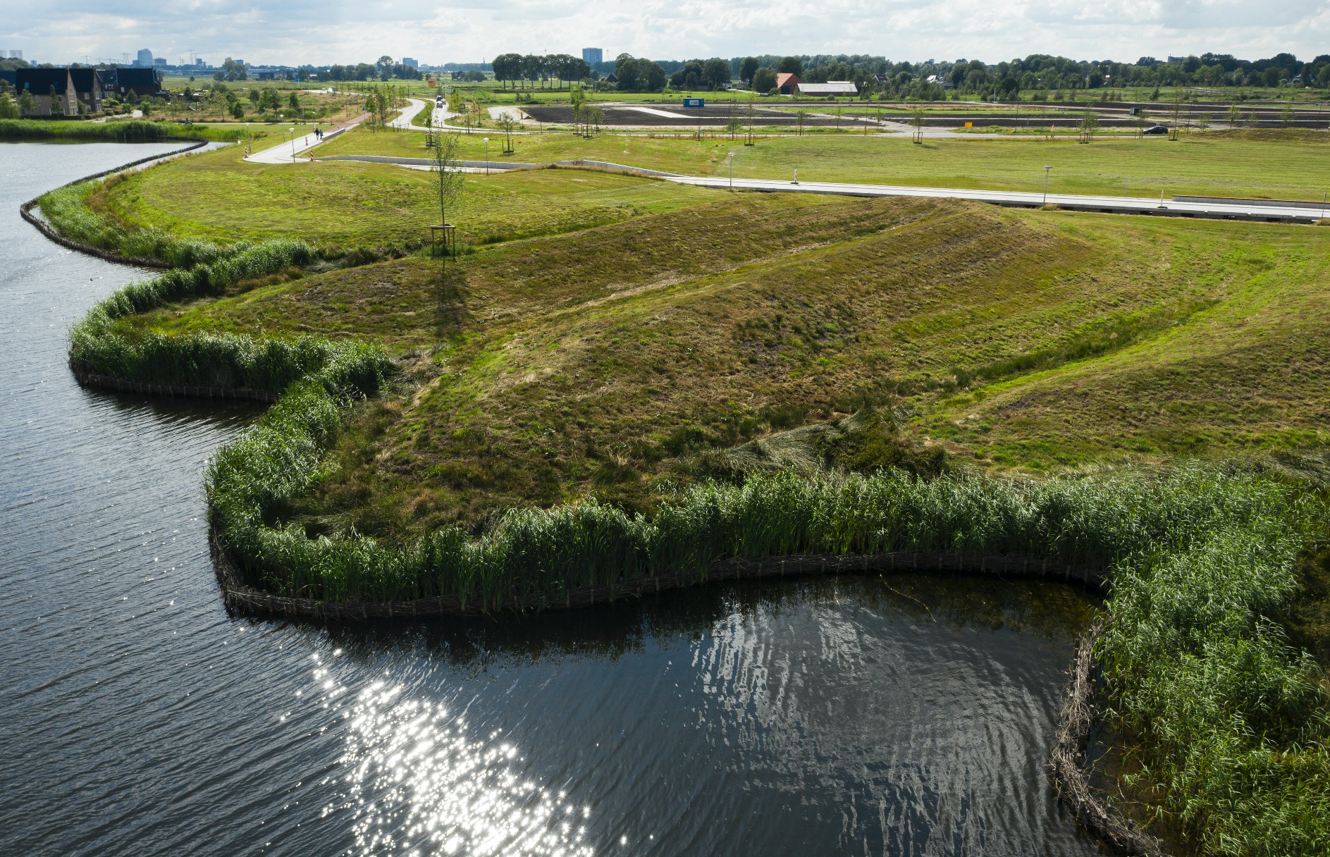 Groningen is uniek kunstpark rijker van tien hectare: Park Meerstad opent met mega expositie