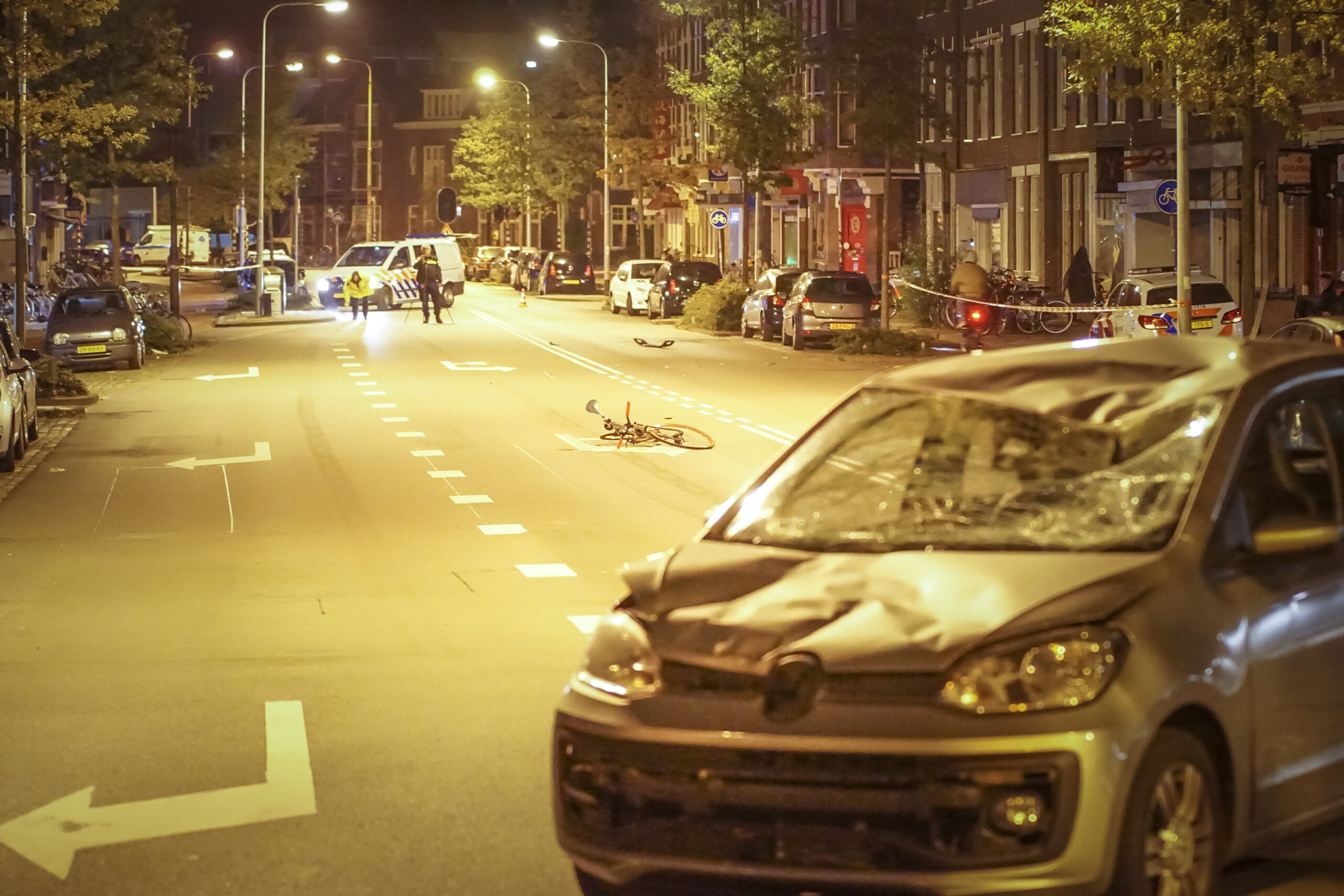 Fietser (23) in kritieke toestand na aanrijding Paterswoldseweg in Groningen