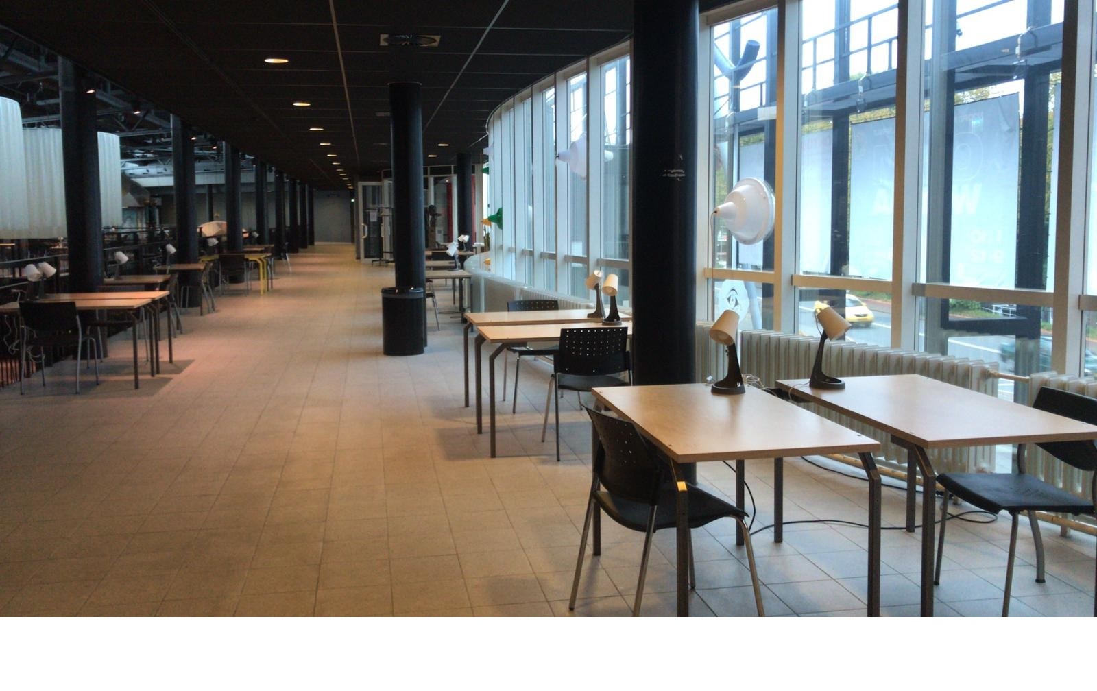 Eerste studenten nemen studieplekken Oosterpoort in gebruik