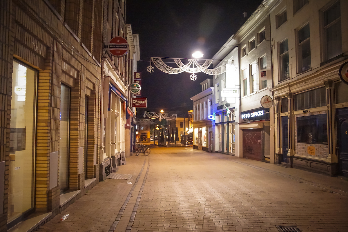 Avondklok nog niet definitief van de baan; Staat in hoger beroep