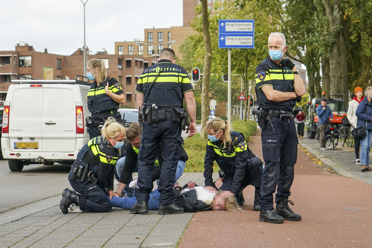 Moeder gaat door het lint na aanrijding op Zonnelaan