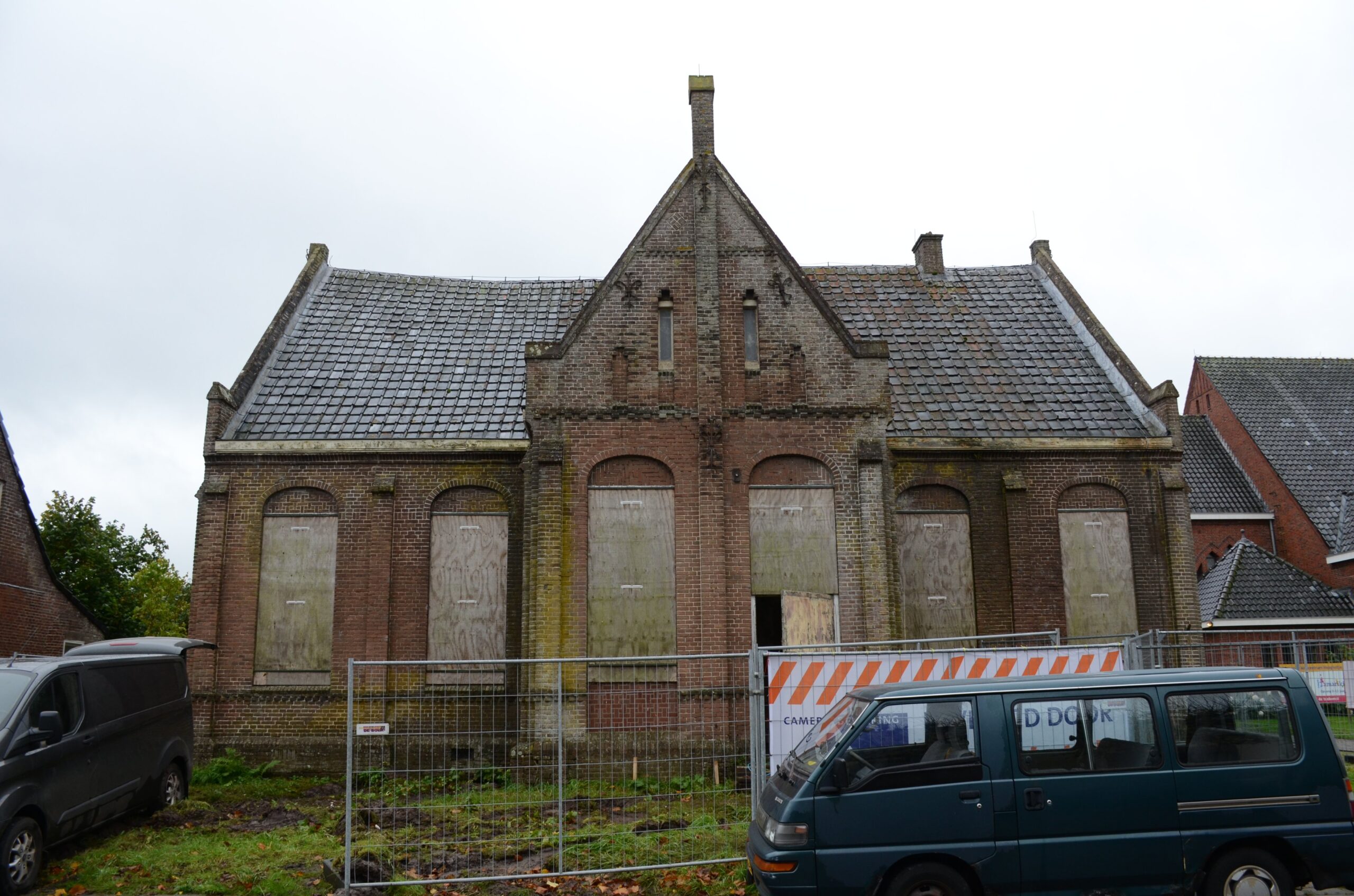 De oude school zoals deze er nu bij staat