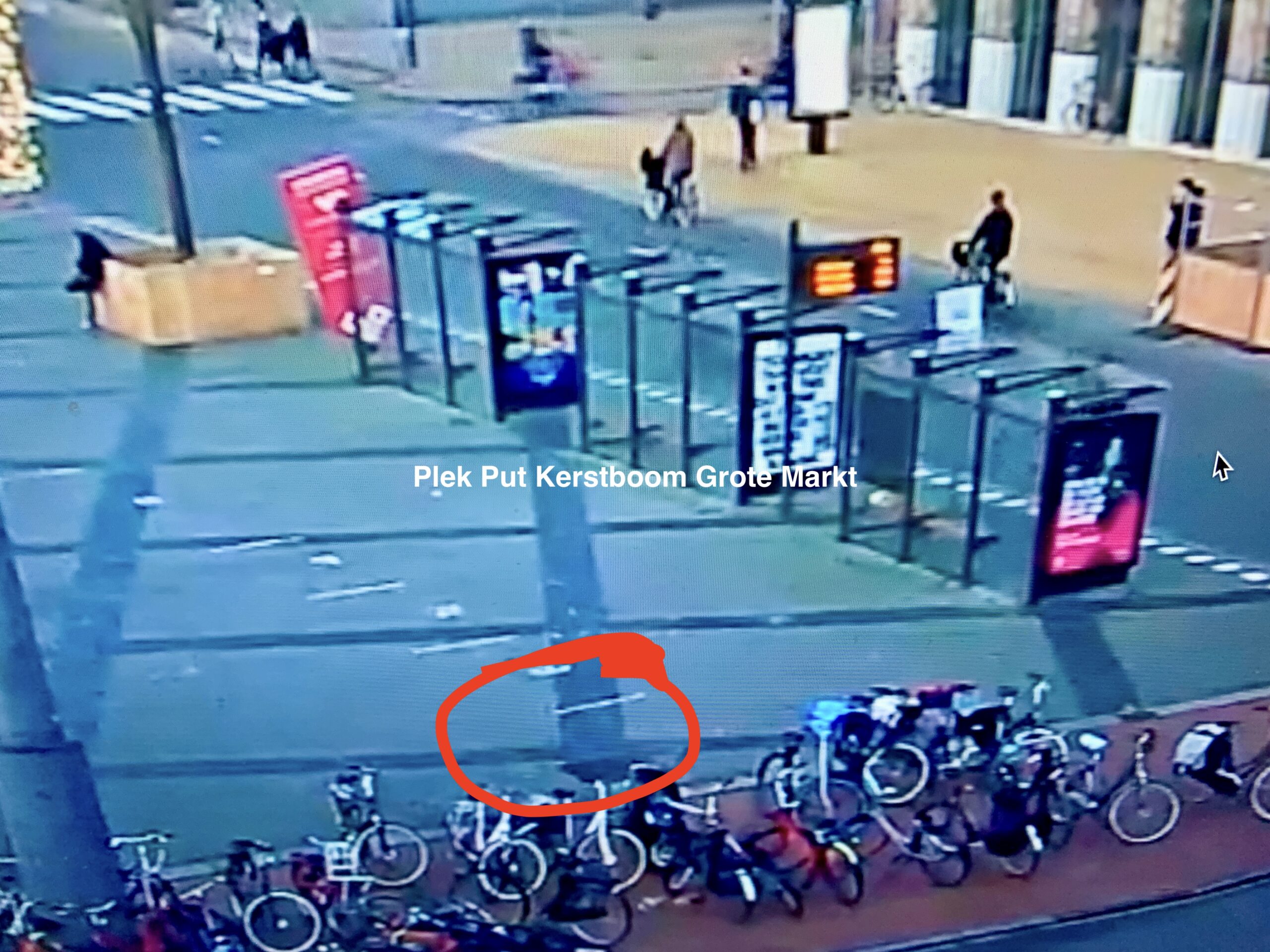 De locatie op de Grote Markt nabij het Grand Theatre