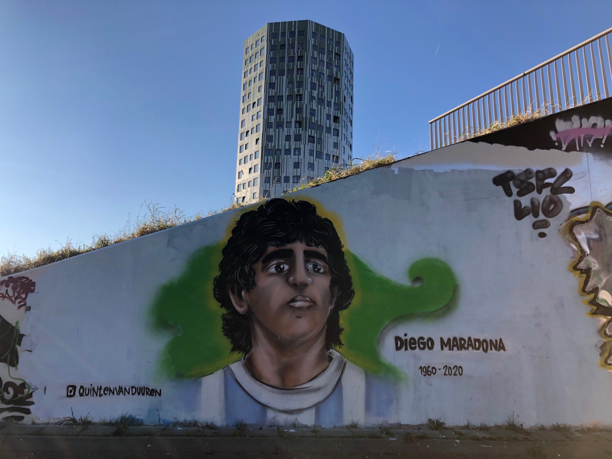 Maradona ook vereeuwigd in Groningen