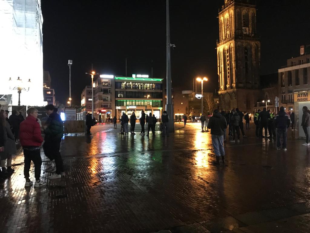 Ongeveer 200 mensen weggestuurd uit binnenstad van Groningen