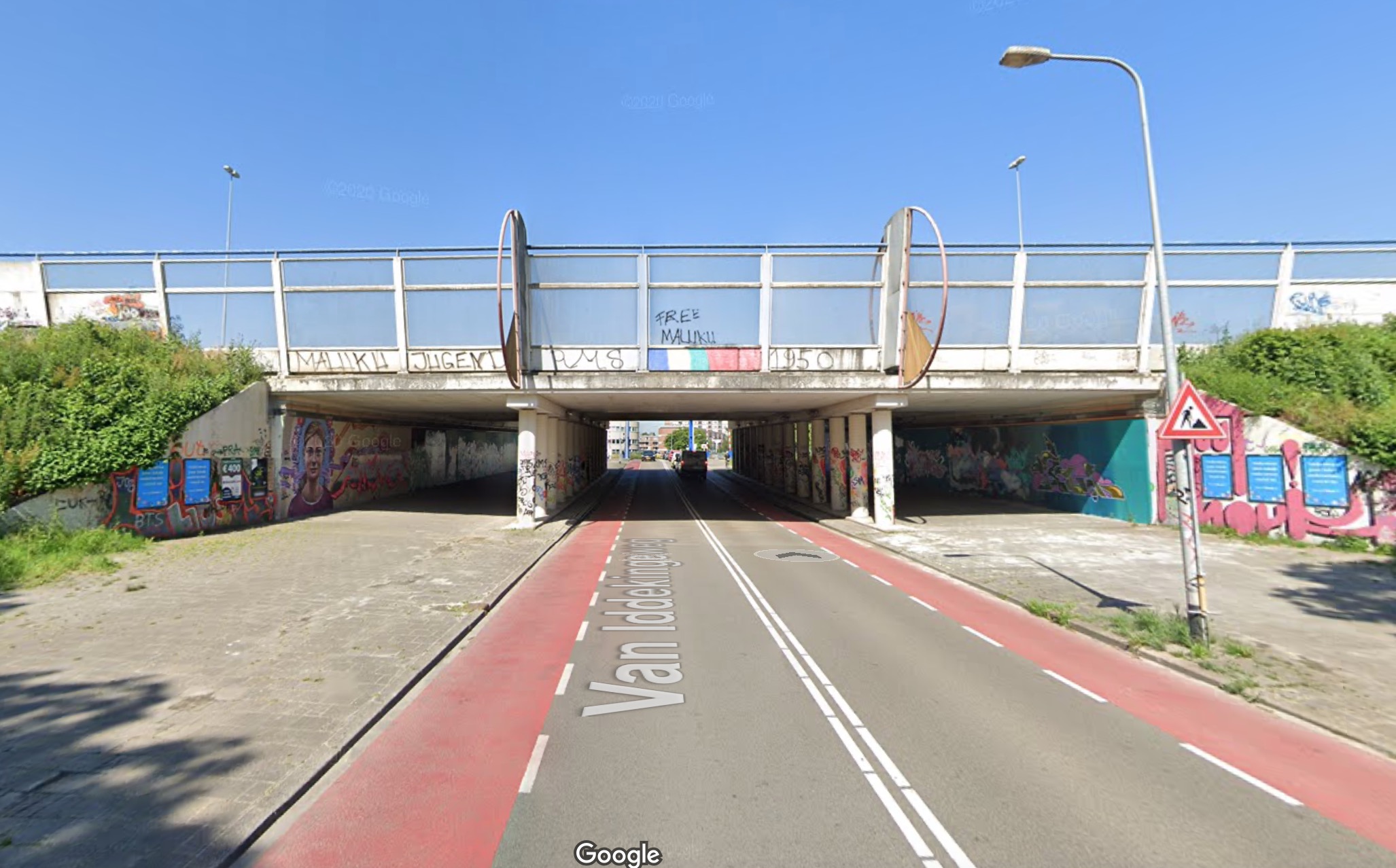 Van Iddekingeweg ruim twee weken dicht voor verkeer onder viaduct