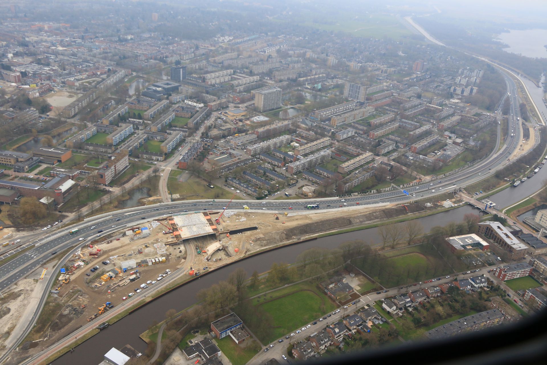 Brailleweg en verbreding A28