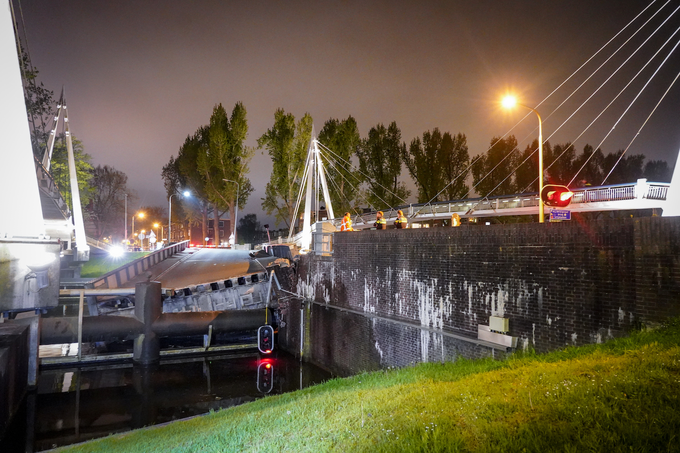 Gerrit Krolbrug nog dicht voor scheepvaart, fietsers en voetgangers