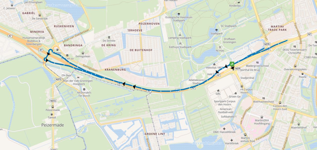 De omleidingsroute loopt via de rotondes bij Hoogkerk.