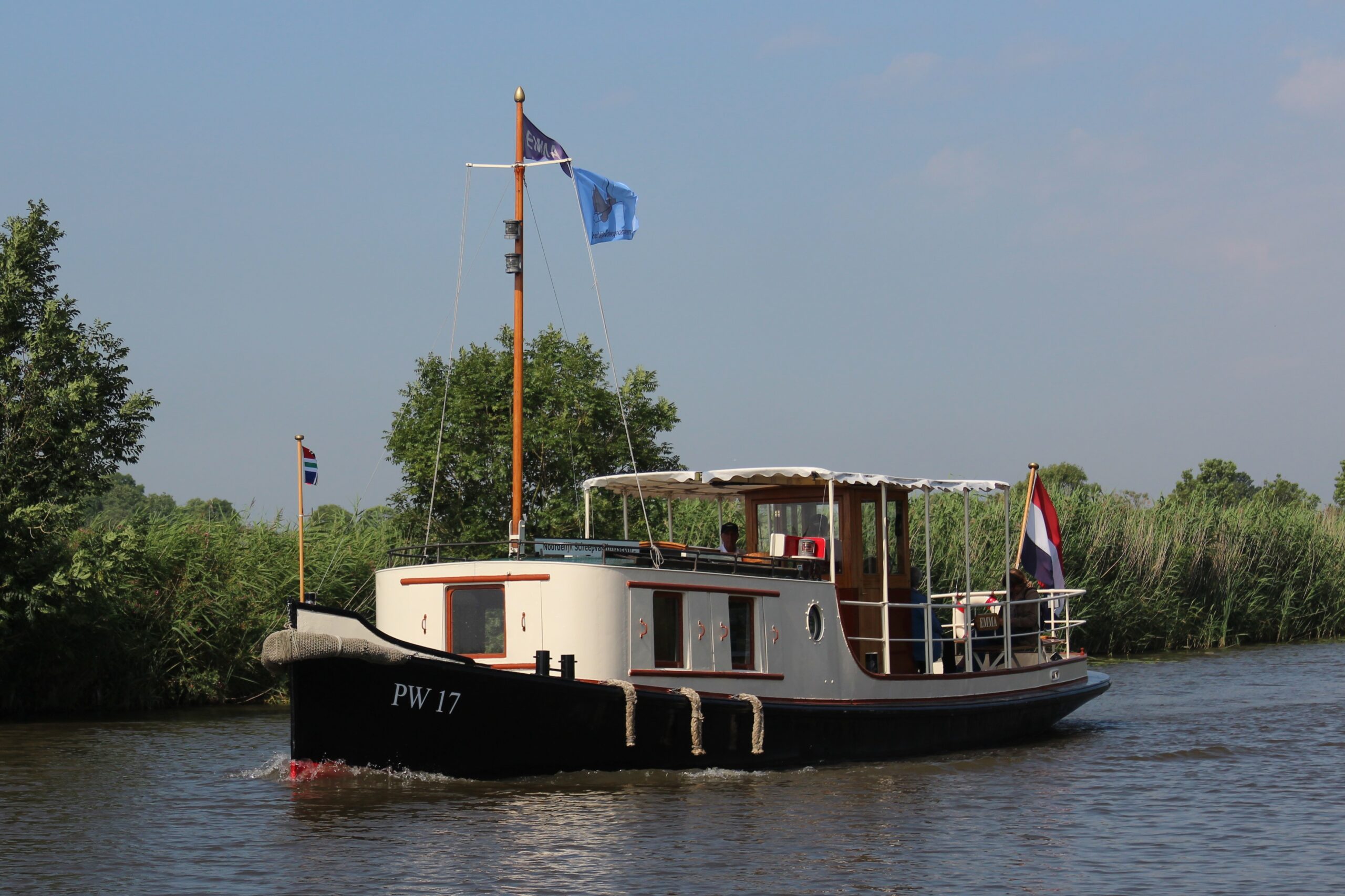 Oud Gronings museumschip “De Emma” is weer in de vaart