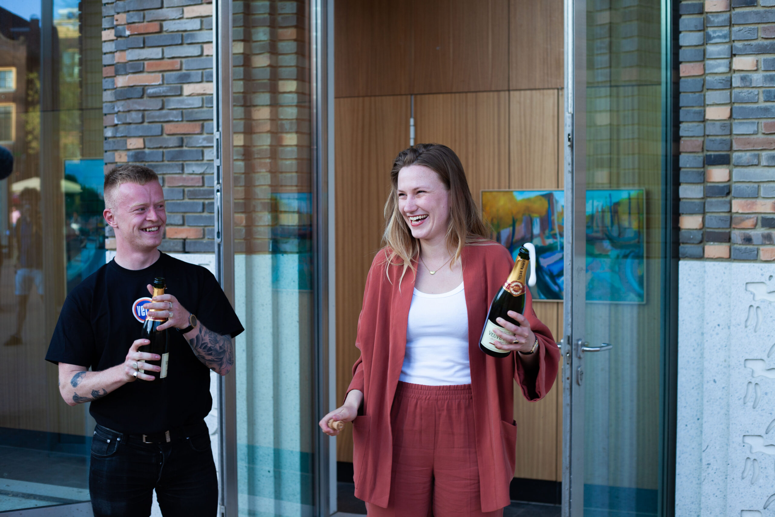 Sikkom en Vindicat openen pop-upgalerie aan Grote Markt