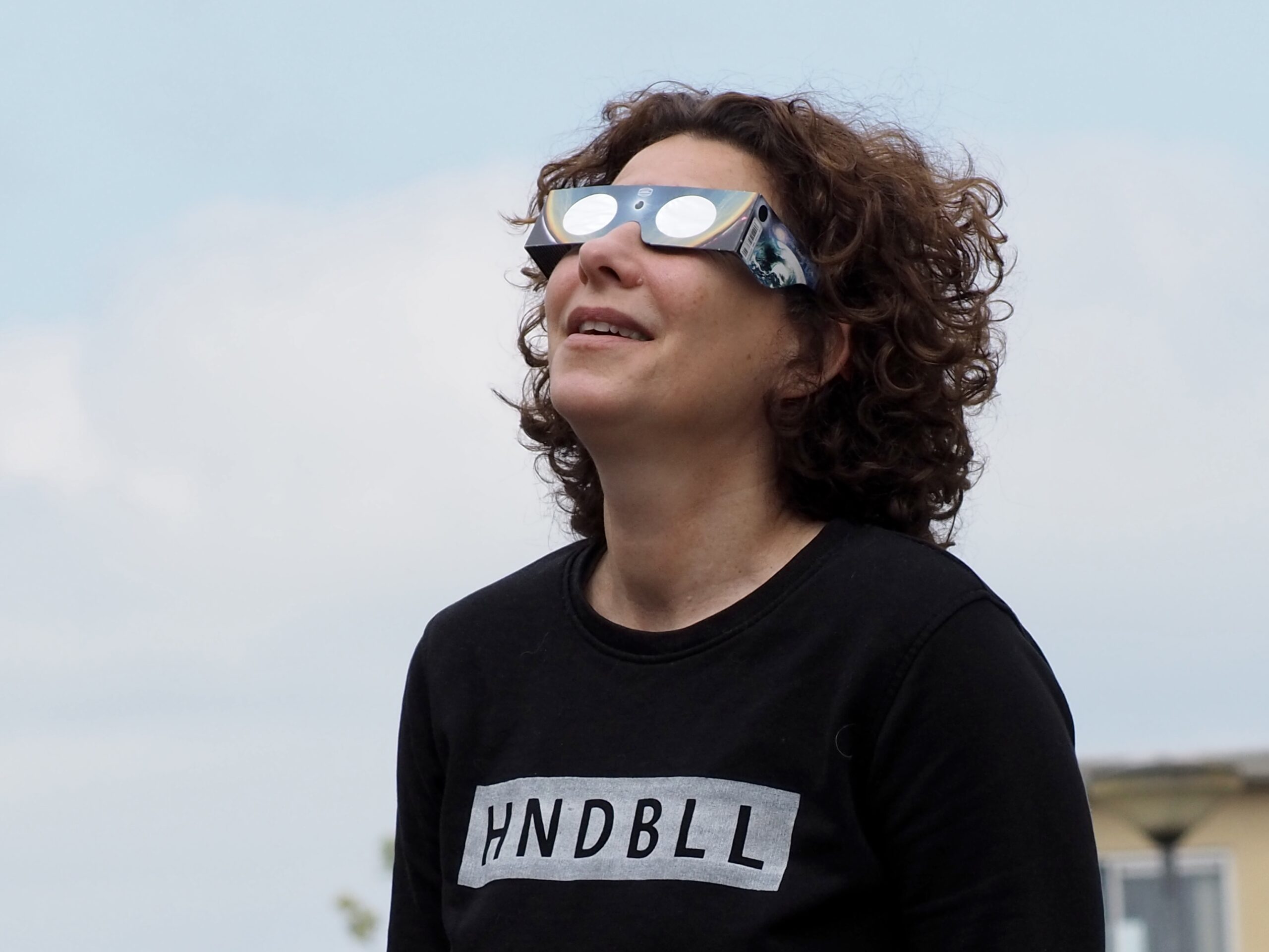 Gratis brillen om zonsverduistering in Groningen te bekijken