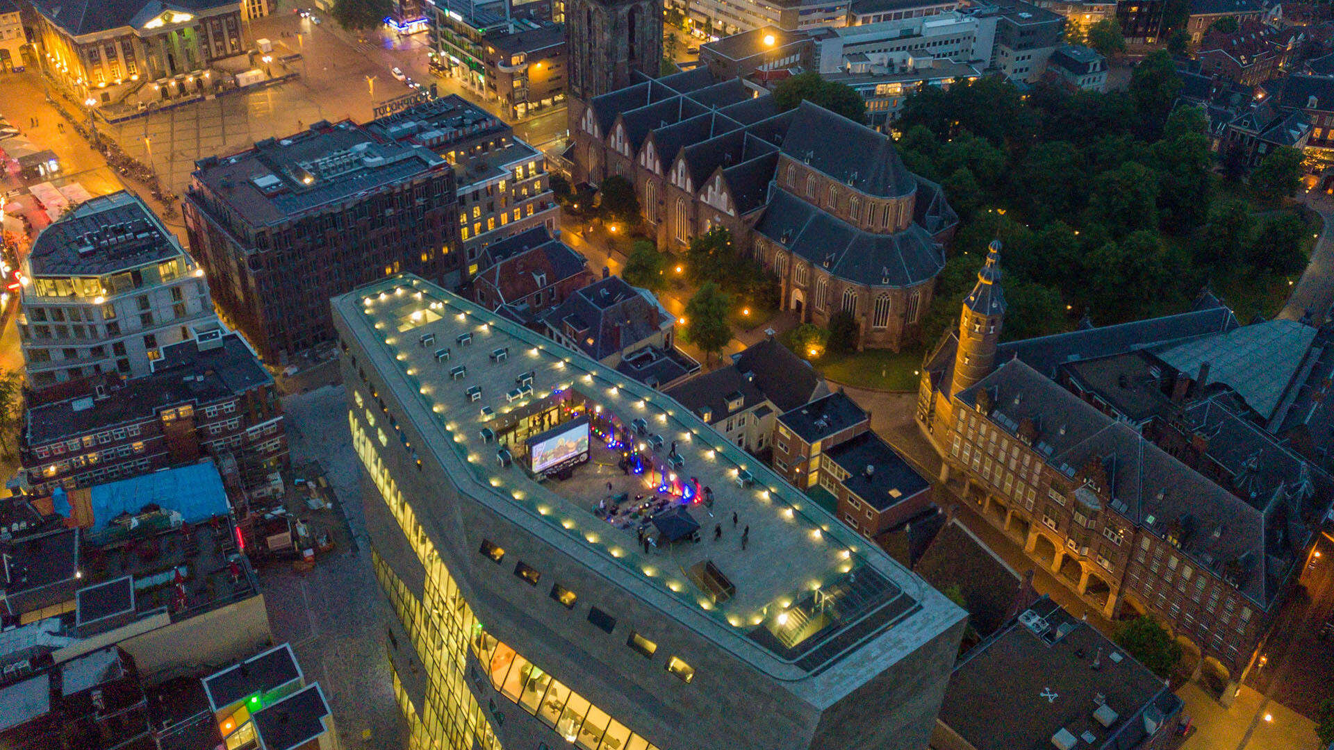 Cinema op dak Forum Groningen