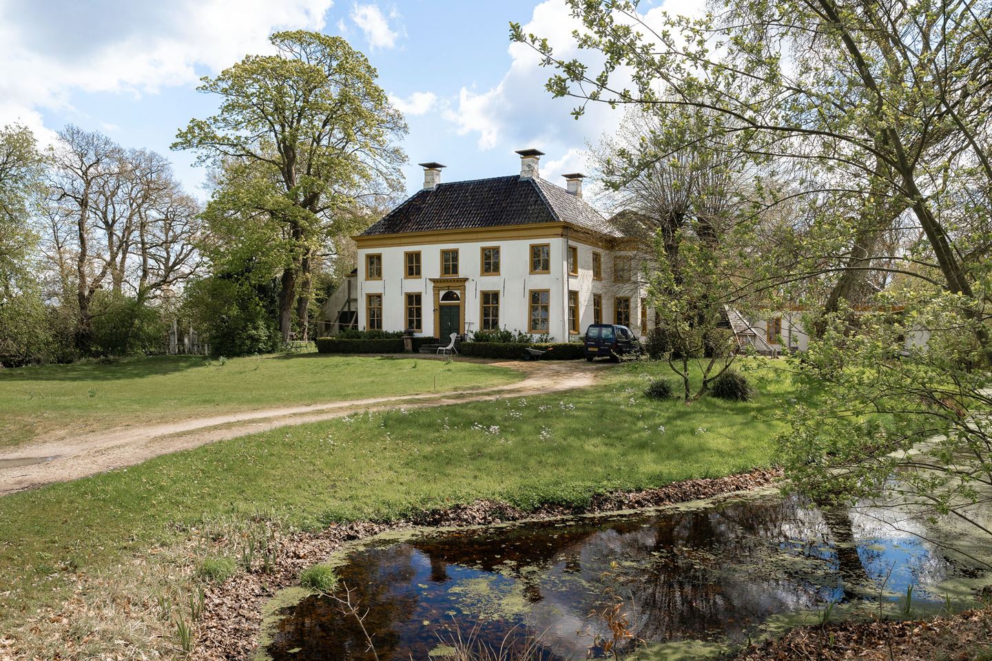 Woningnood in de stad? Check dit stulpje van ruim 800 m2!