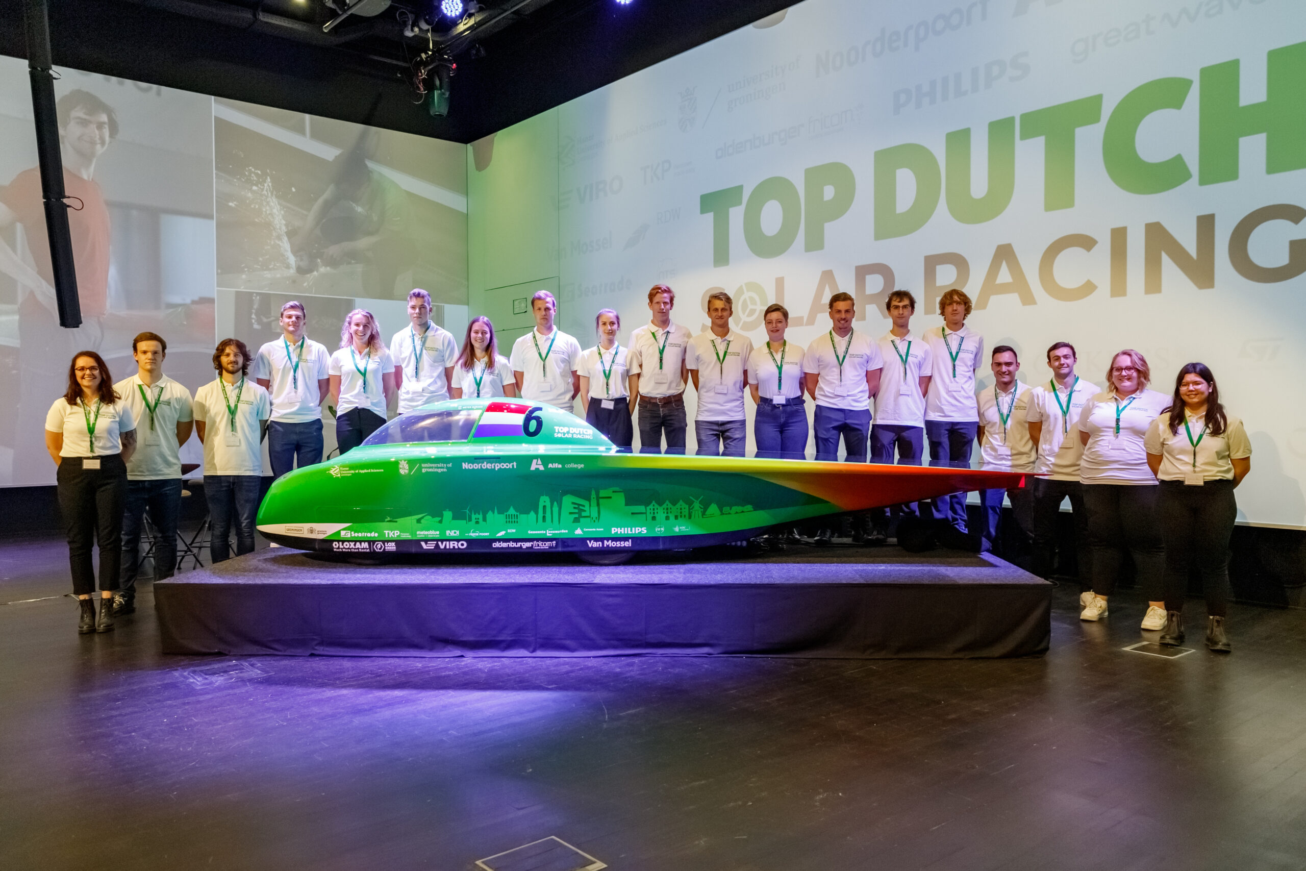 Dit is ‘m dan: Groningens nieuwe zonne-auto, de "Green Spirit"