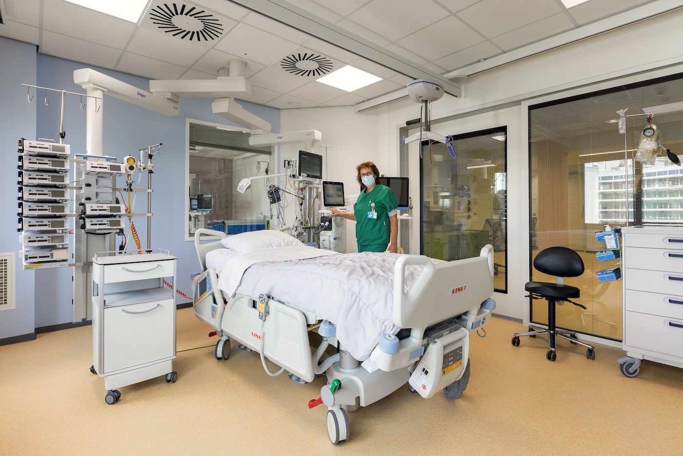 Martini Ziekenhuis landelijk eerste met nieuwe endoscopische nekoperaties