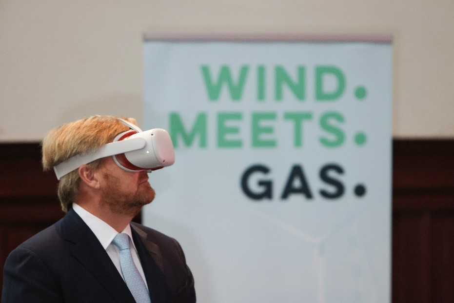 In Groningen kijkt koning Willem-Alexander naar de toekomst