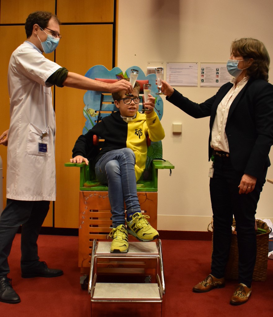 UMCG neemt slikstoel in gebruik voor kinderen met slikproblemen