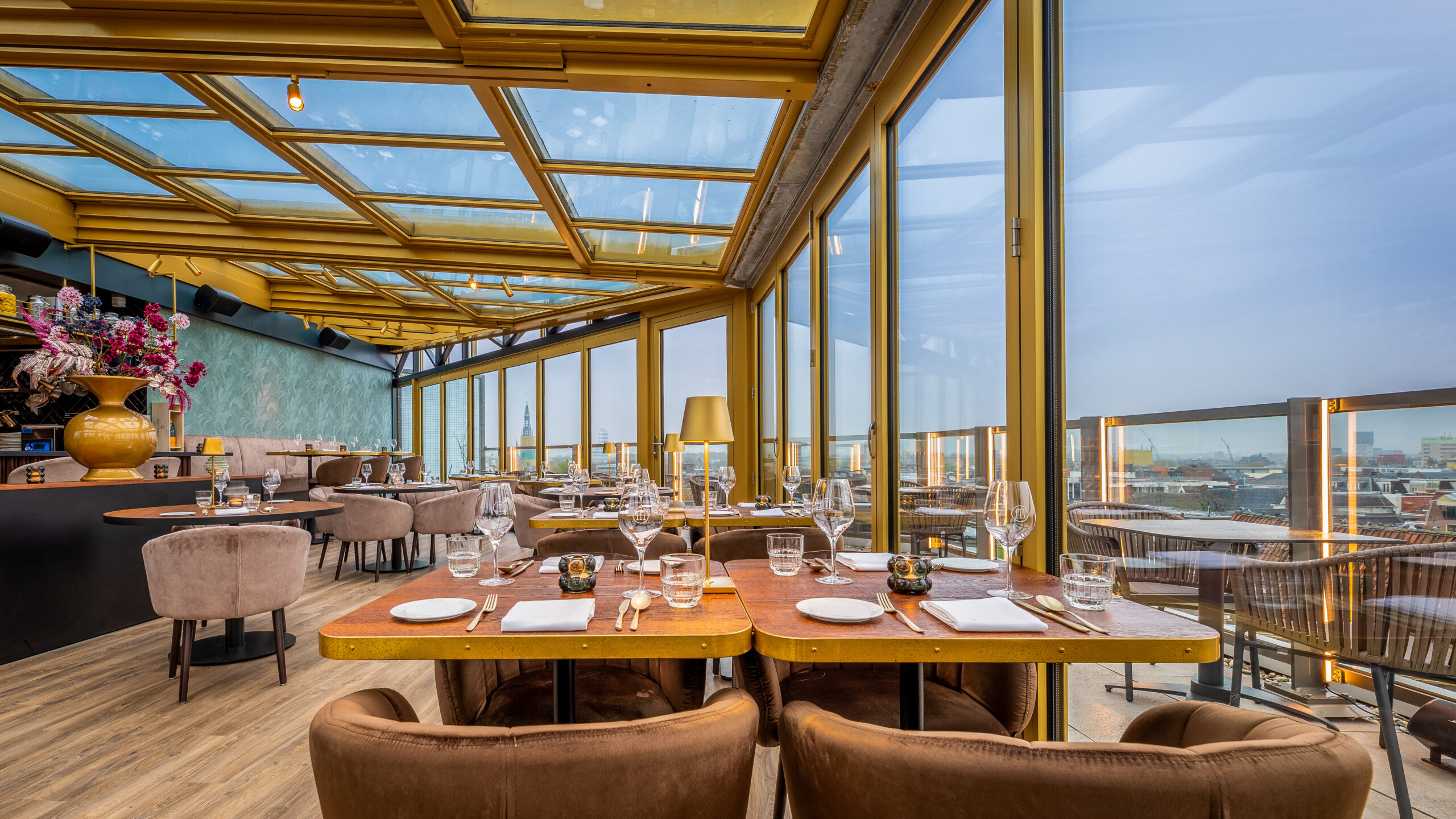 Rooftop Merckt ‘eindelijk’ volledig los: nu ook lunch en cocktails