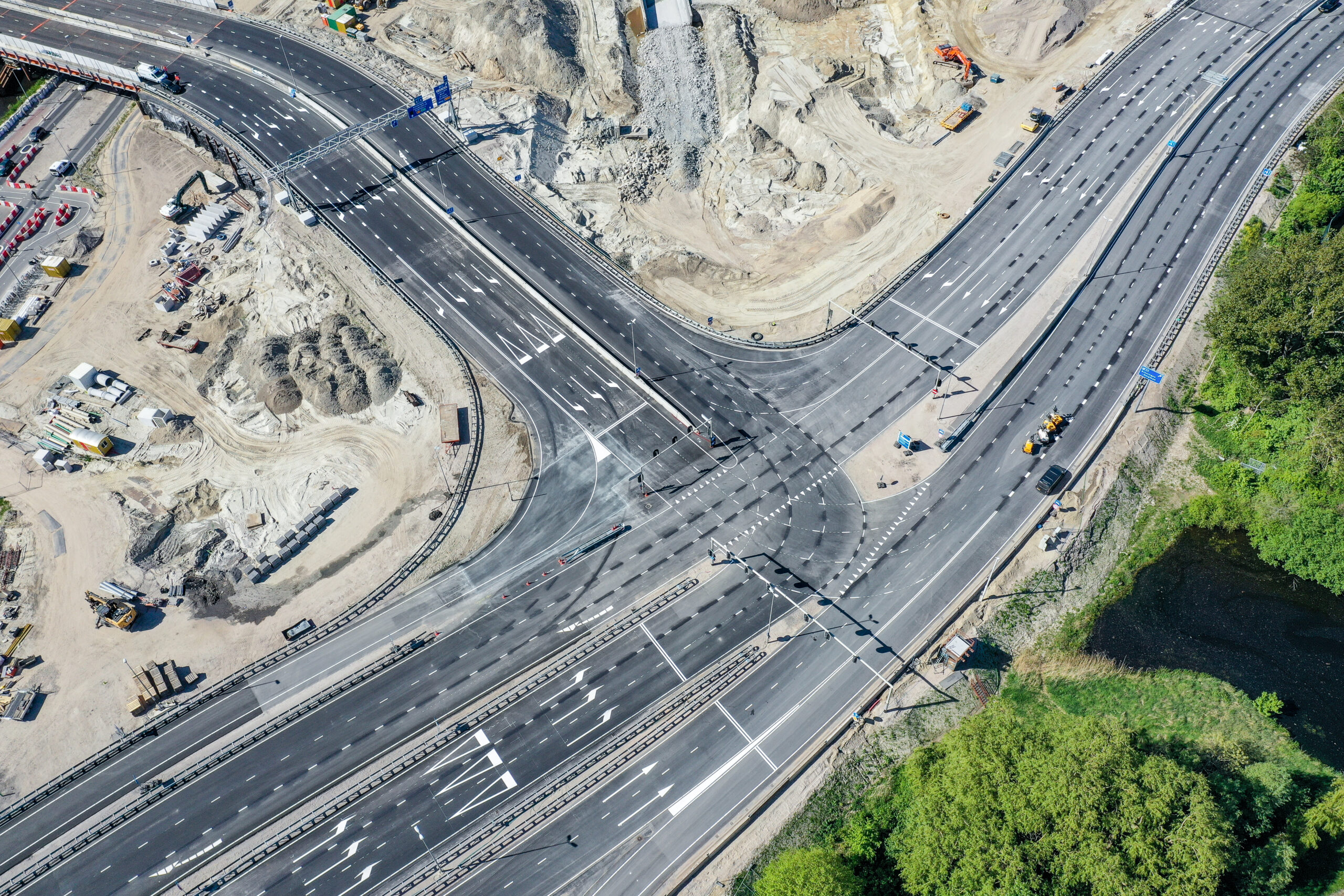 Het is zover: Julianaplein weer open in alle richtingen